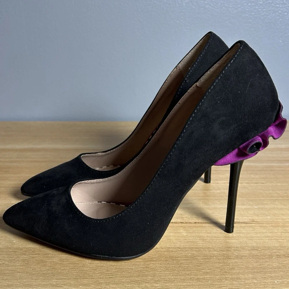 Betsey Johnson Black Suede Purple Ruffle Dorthi Pointed Toe Stiletto Pump Heels